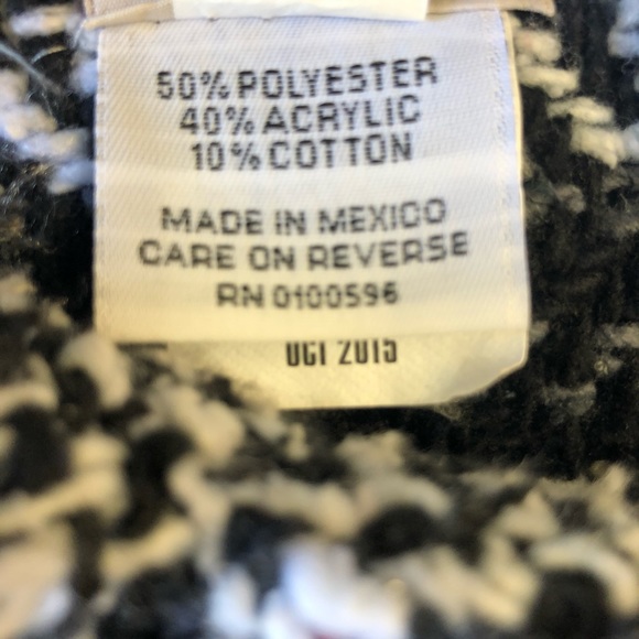 Poncho - Adult  size M - Picture 2 of 3